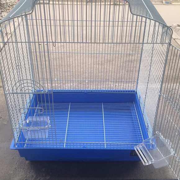 Large Bird Cage - Picture 2 of 2